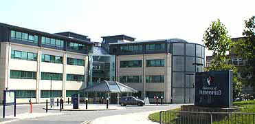 huddersfield university wide.jpg (25380 bytes)