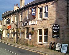 white hart holmfirth.jpg (20781 bytes)