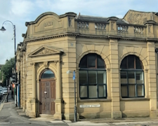 vacant bank milnsbridge