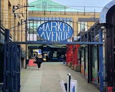 MARKET AVE SOUTH ENTRANCE