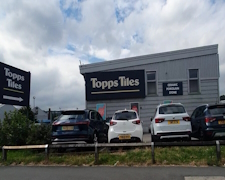 topps tiles huddersfield