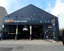 HALFORDS ASPLEY HUDDERSFIELD