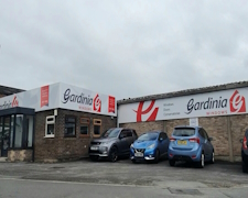 garinia glazing doors huddersfield