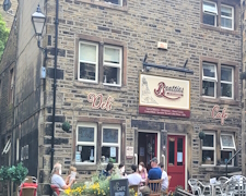 beatties deli holmfirth