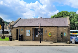 holmfirth public toilets