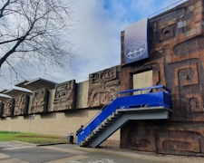 Steps to Piazza, Huddersfield